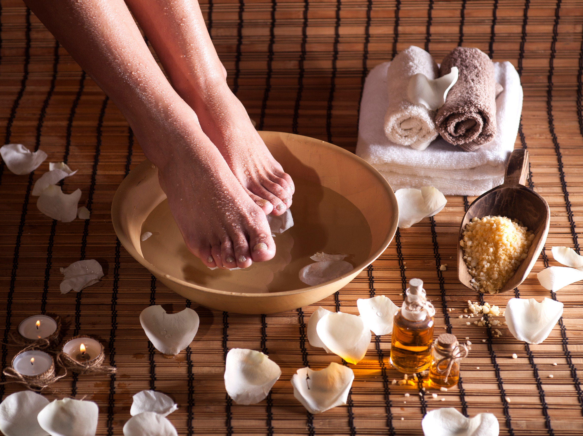 Foot spa Massage